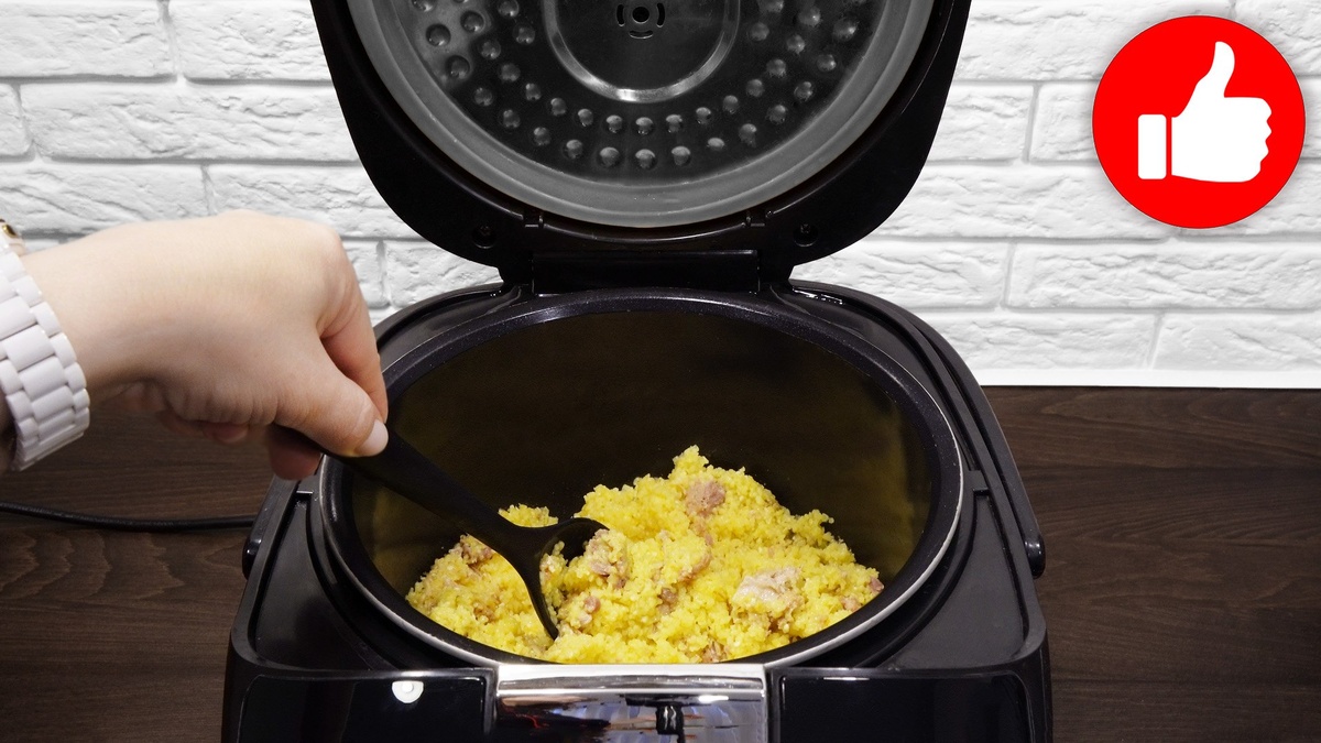 Вкусное сочетание: кукурузная каша с тушенкой в мультиварке