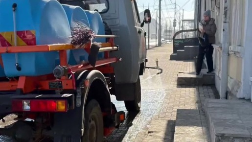 Весенние работы в городе: уборка, ремонт и благоустройство