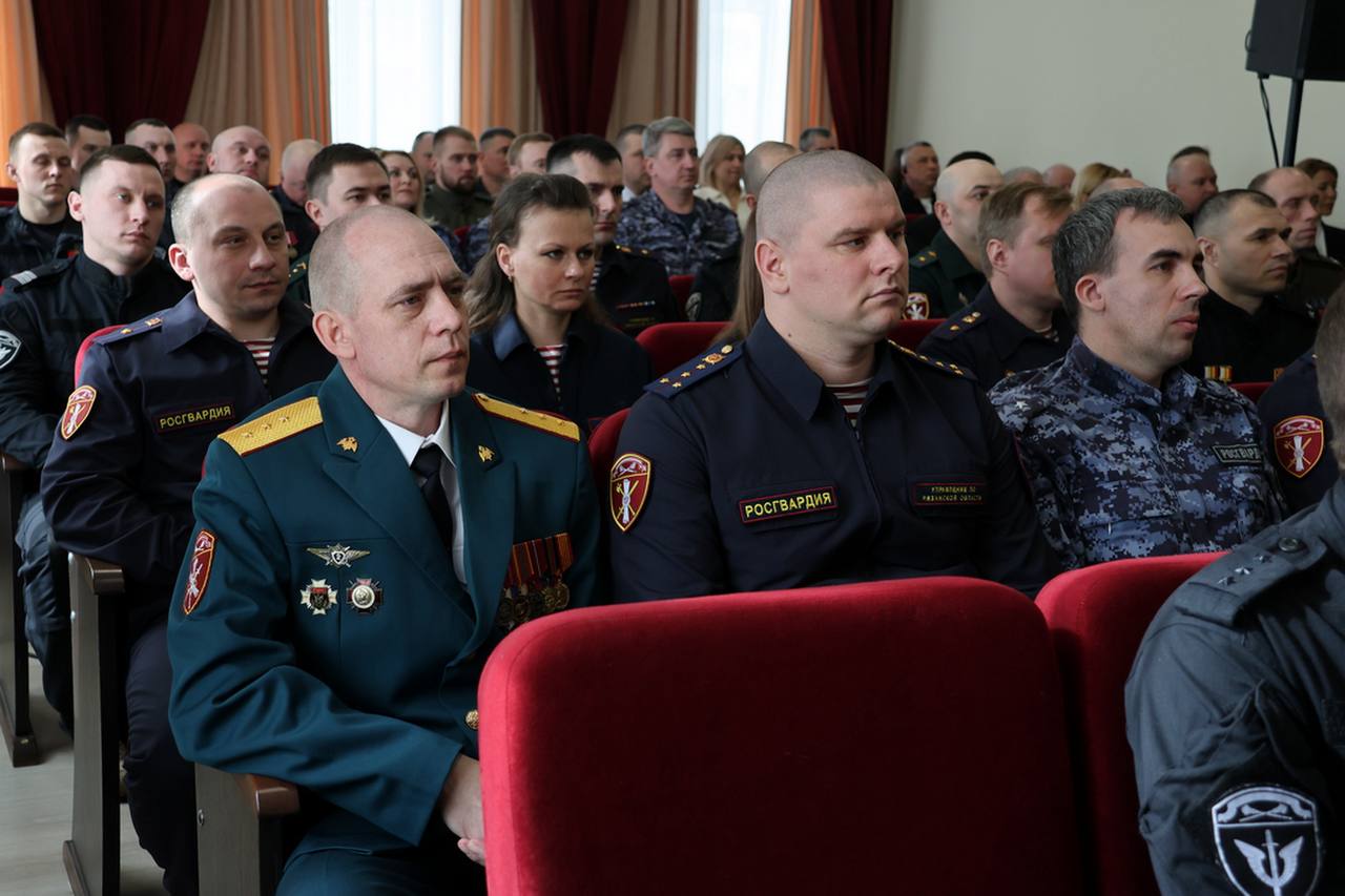 Сегодня двойной праздник: 10 лет со дня образования Росгвардии и 215 лет со дня создания войск правопорядка Сегодня двойной праздник: 10 лет со дня образования Росгвардии и 215 лет со дня создания войск правопорядка