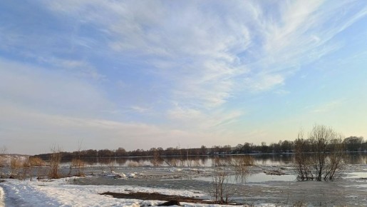 На Оке в черте Касимова начался ледоход