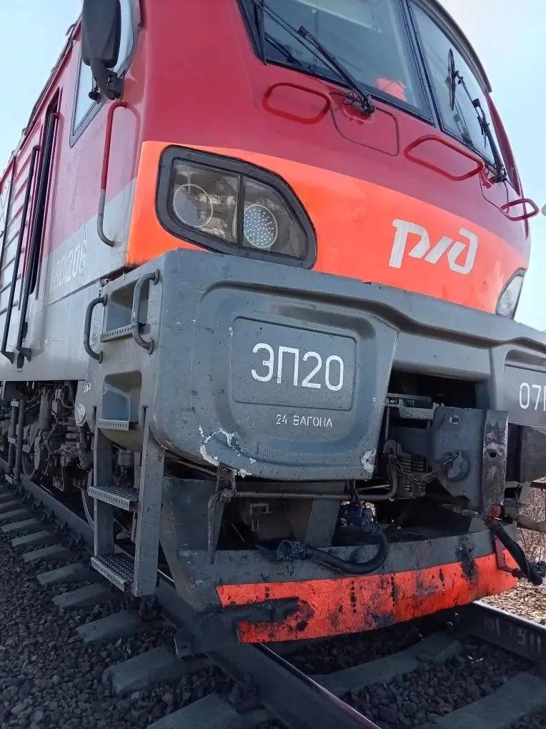 В Рязанской области при столкновении поезда и автомобиля погибли два человека