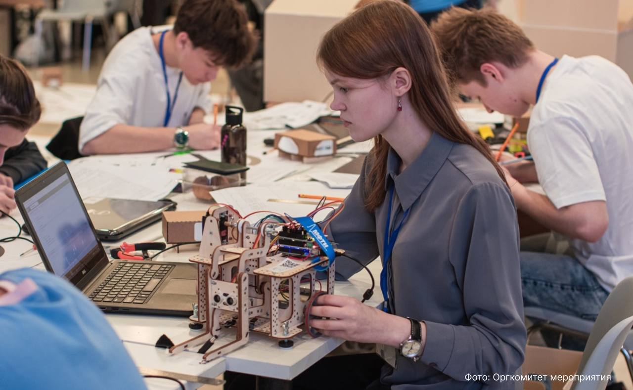 Определены победители и призёры всероссийской олимпиады школьников по китайскому, итальянскому языкам и информатике! Определены победители и призёры всероссийской олимпиады школьников по китайскому, итальянскому языкам и информатике!