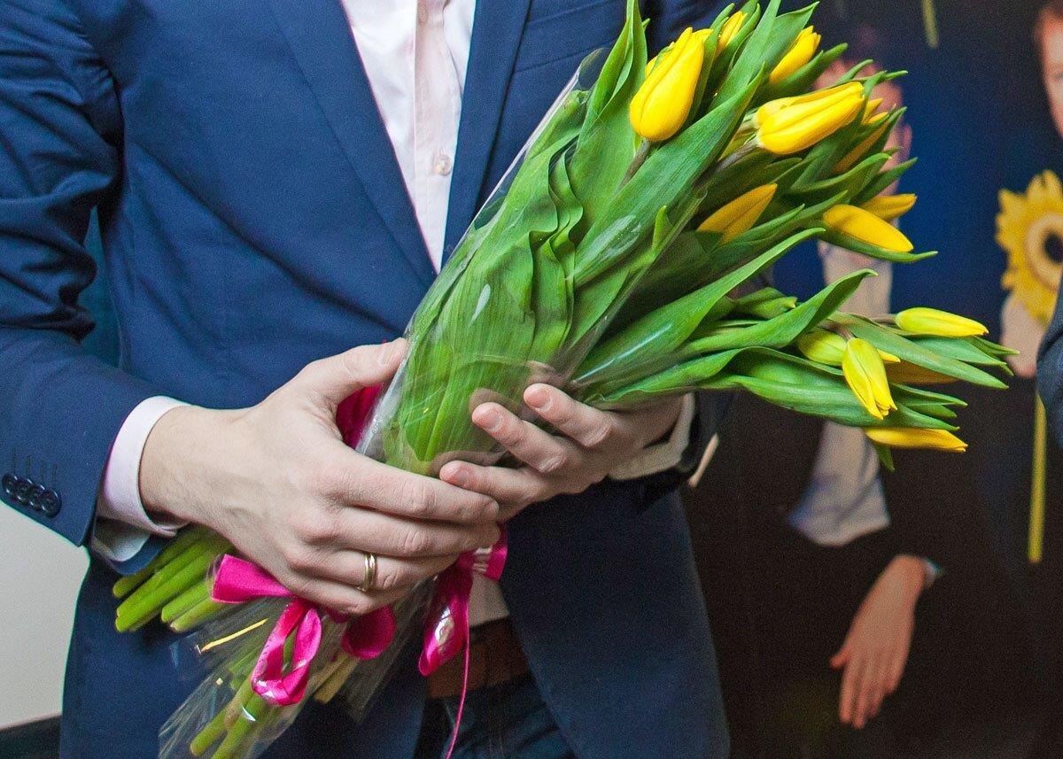 Женщина победила в суде, получив премию в десять раз больше