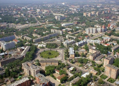 В Рязанской области начали ремонтировать дороги горячим асфальтом