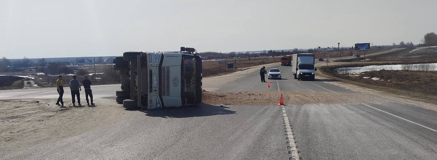Сводка ДТП. За прошедшие сутки на дорогах Рязанской области зарегистрировано 2 дорожно-транспортных происшествия, в результате которых 4 человека получили травмы различной степени тяжести