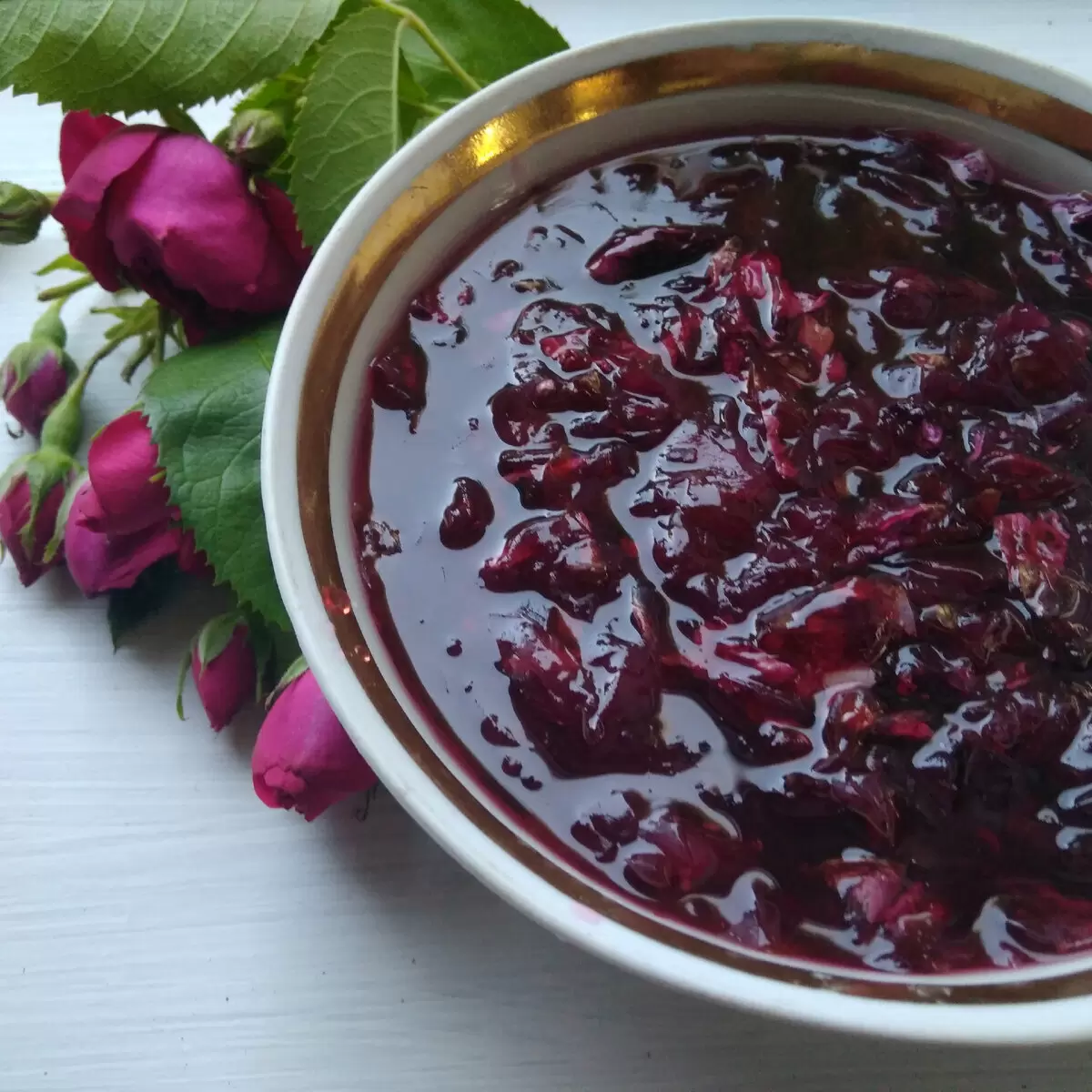 Варенье из розовых лепестков: вкусное искусство турецкой кухни