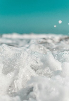 Как пережить городскую жару: хитрости с водой