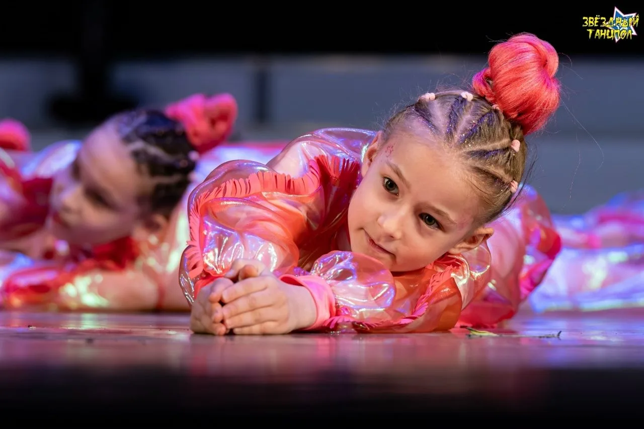 «Звёздный танцпол»: на сцене МКЦ выступили 1500 танцоров «Звёздный танцпол»: на сцене МКЦ выступили 1500 танцоров