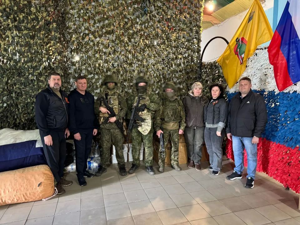 Представители города Рязани доставили на передовую гуманитарный груз Представители города Рязани доставили на передовую гуманитарный груз