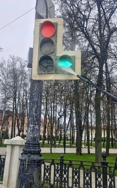 В Рязани продолжается обслуживание светофоров В Рязани продолжается обслуживание светофоров
