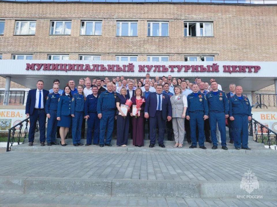 Сотрудники Главного управления МЧС России по Рязанской области провели выездное занятие по вопросам ГО и ЧС, пожарной безопасности и безопасности на водных объектах