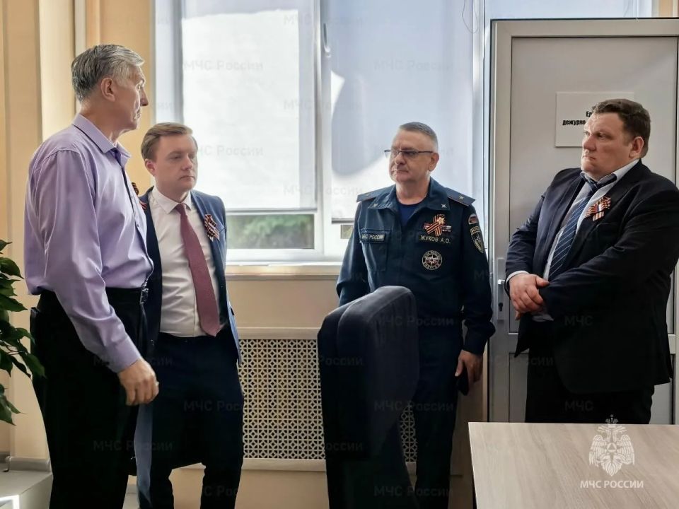 Сотрудники Главного управления МЧС России по Рязанской области провели выездное занятие по вопросам ГО и ЧС, пожарной безопасности и безопасности на водных объектах Сотрудники Главного управления МЧС России по Рязанской области провели выездное занятие по вопросам ГО и ЧС, пожарной безопасности и безопасности на водных объектах