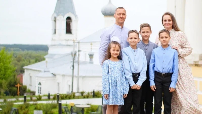 Четыре семьи из Рязанской области получили федеральные награды, об этом сообщил губернатор Павел Малков в своем канале в Мах Четыре семьи из Рязанской области получили федеральные награды, об этом сообщил губернатор Павел Малков в своем канале в Мах