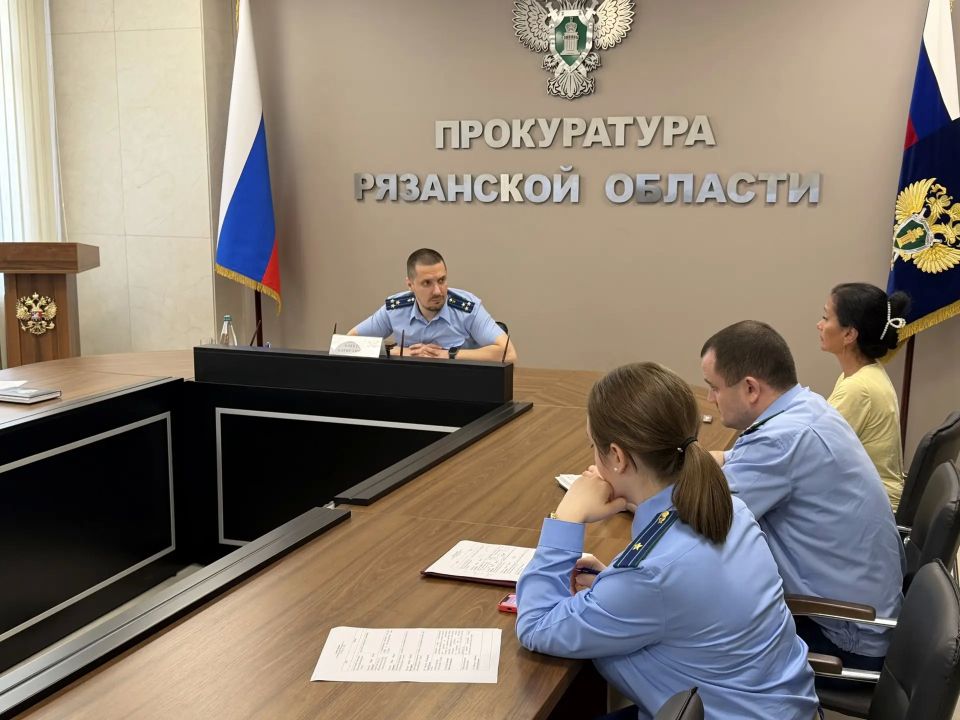 Личный прием граждан — это важный инструмент для обеспечения непосредственного и оперативного взаимодействия между гражданами и органами прокуратуры Личный прием граждан — это важный инструмент для обеспечения непосредственного и оперативного взаимодействия между гражданами и органами прокуратуры