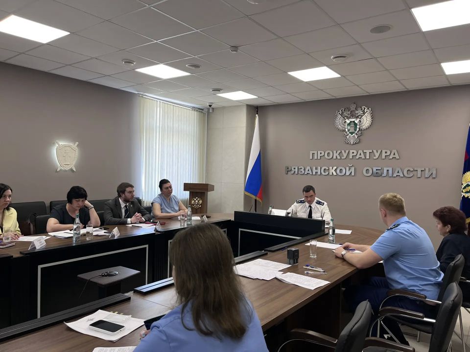 Первый заместитель прокурора области Антон Шумский провел личный прием граждан по вопросам соблюдения прав инвалидов Первый заместитель прокурора области Антон Шумский провел личный прием граждан по вопросам соблюдения прав инвалидов