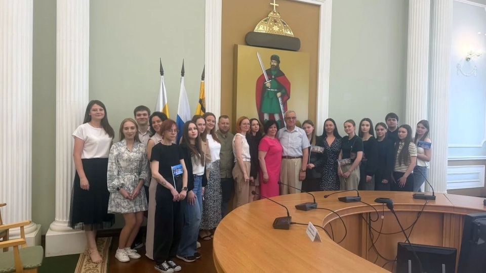 Студенты академии ФСИН России посетили администрацию города Рязани Студенты академии ФСИН России посетили администрацию города Рязани
