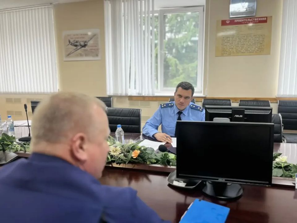 Первый заместитель прокурора области Антон Шумский провел личный прием граждан в прокуратуре Московского района г. Рязани Первый заместитель прокурора области Антон Шумский провел личный прием граждан в прокуратуре Московского района г. Рязани