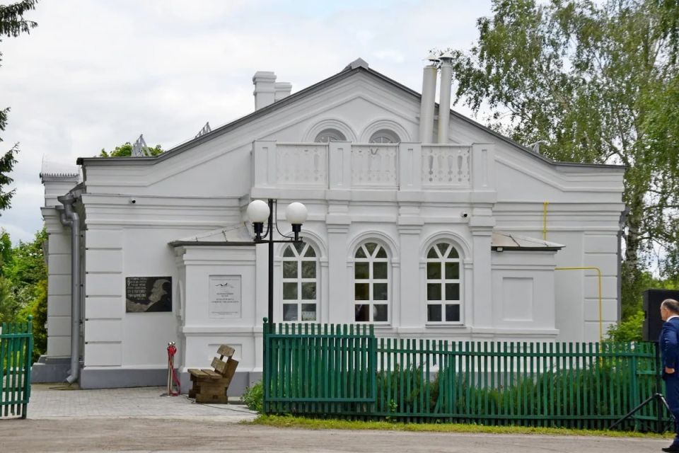 В деревне Гремячке Милославского округа открыли музей Петра Петровича Семенова-Тян-Шанского после реставрации В деревне Гремячке Милославского округа открыли музей Петра Петровича Семенова-Тян-Шанского после реставрации