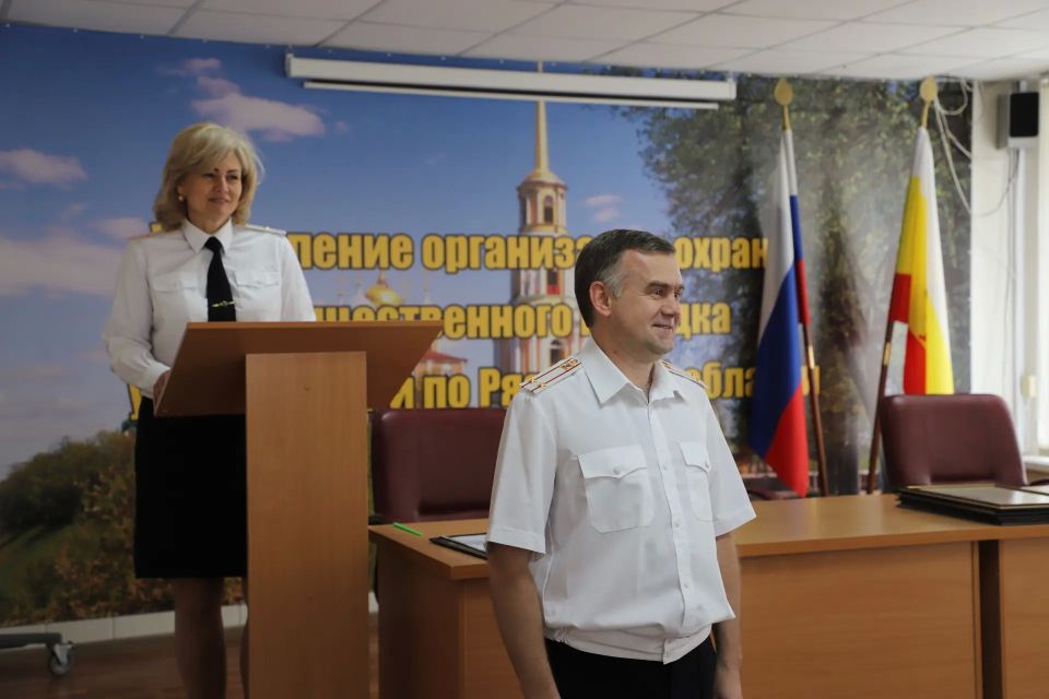 В Рязани состоялось торжественное награждение сотрудников и ветеранов подразделений по делам несовершеннолетних и центров временного содержания несовершеннолетних правонарушителей