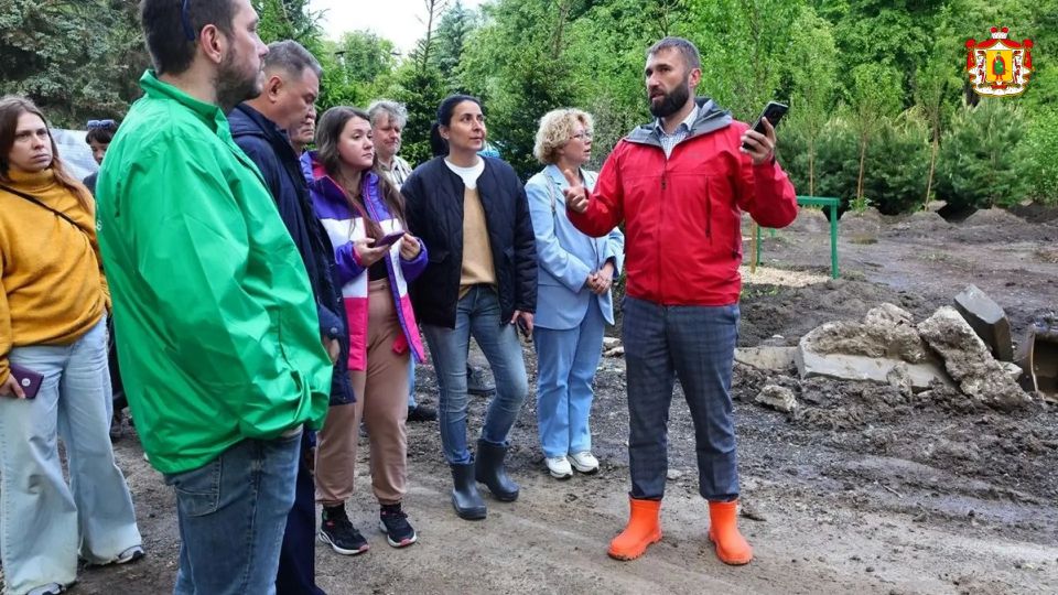 Рабочая группа регионального Общественного экологического совета при Губернаторе проверила работы по озеленению ЦПКиО