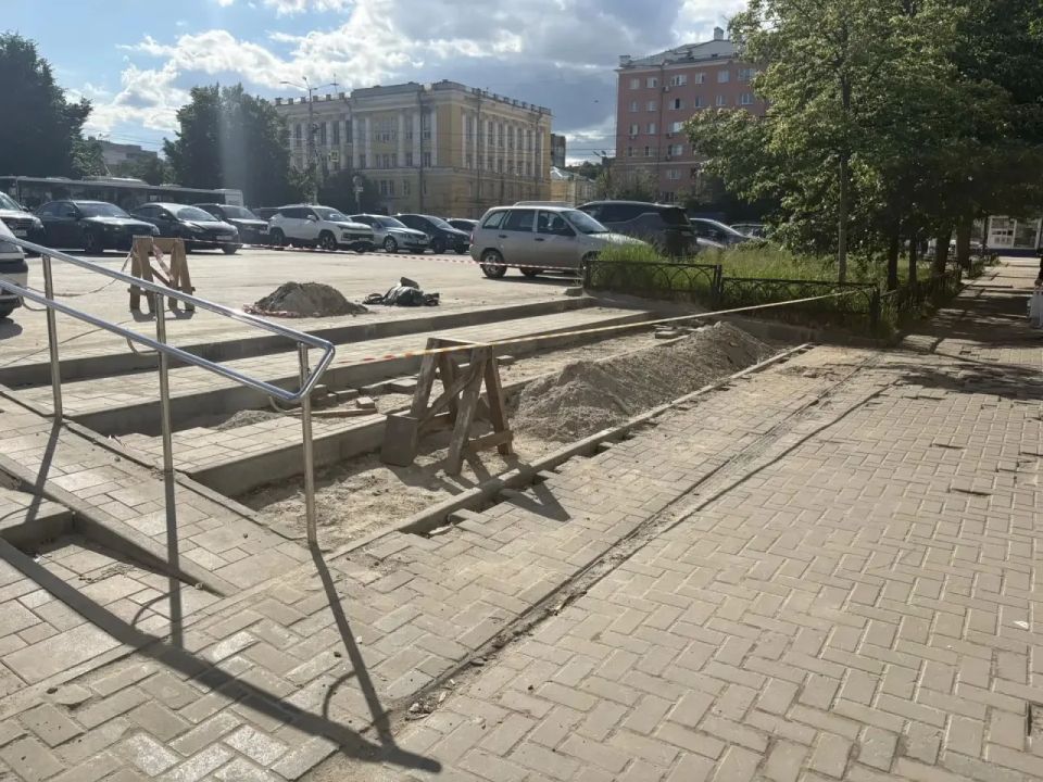 В Рязани идут плановые работы по ремонту лестниц В Рязани идут плановые работы по ремонту лестниц