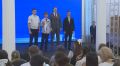 Рязанским школьникам торжественно вручили первые паспорта