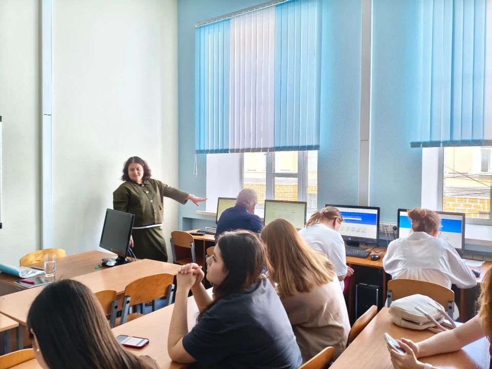 Студенты юридического факультета приняли участие в мастер-классе «Я – избиратель!» Студенты юридического факультета приняли участие в мастер-классе «Я – избиратель!»