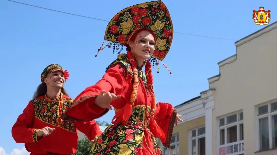 В Касимове прошёл фестиваль народного творчества «Золотая ладья» В Касимове прошёл фестиваль народного творчества «Золотая ладья»