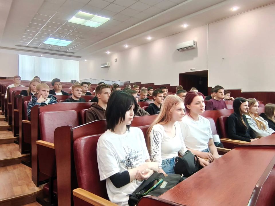 Будущее начинается с голоса: председатель Избиркома Рязанской области встретился со студентами РГАТУ Будущее начинается с голоса: председатель Избиркома Рязанской области встретился со студентами РГАТУ