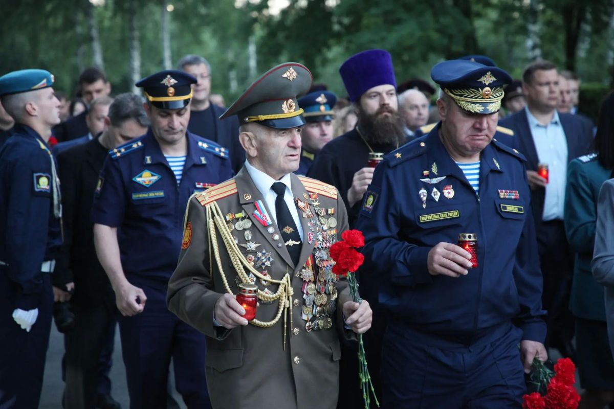 В День памяти и скорби в Рязани прошла патриотическая акция «Я помню» В День памяти и скорби в Рязани прошла патриотическая акция «Я помню»
