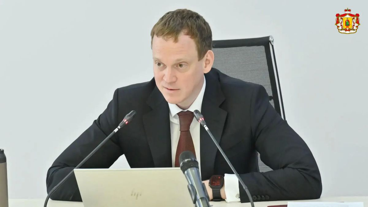 Губернатор Павел Малков на заседании регионального Правительства дал поручения по развитию современной молодёжной инфраструктуры