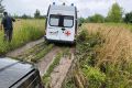 Машина скорой помощи застряла в грязи под Рязанью