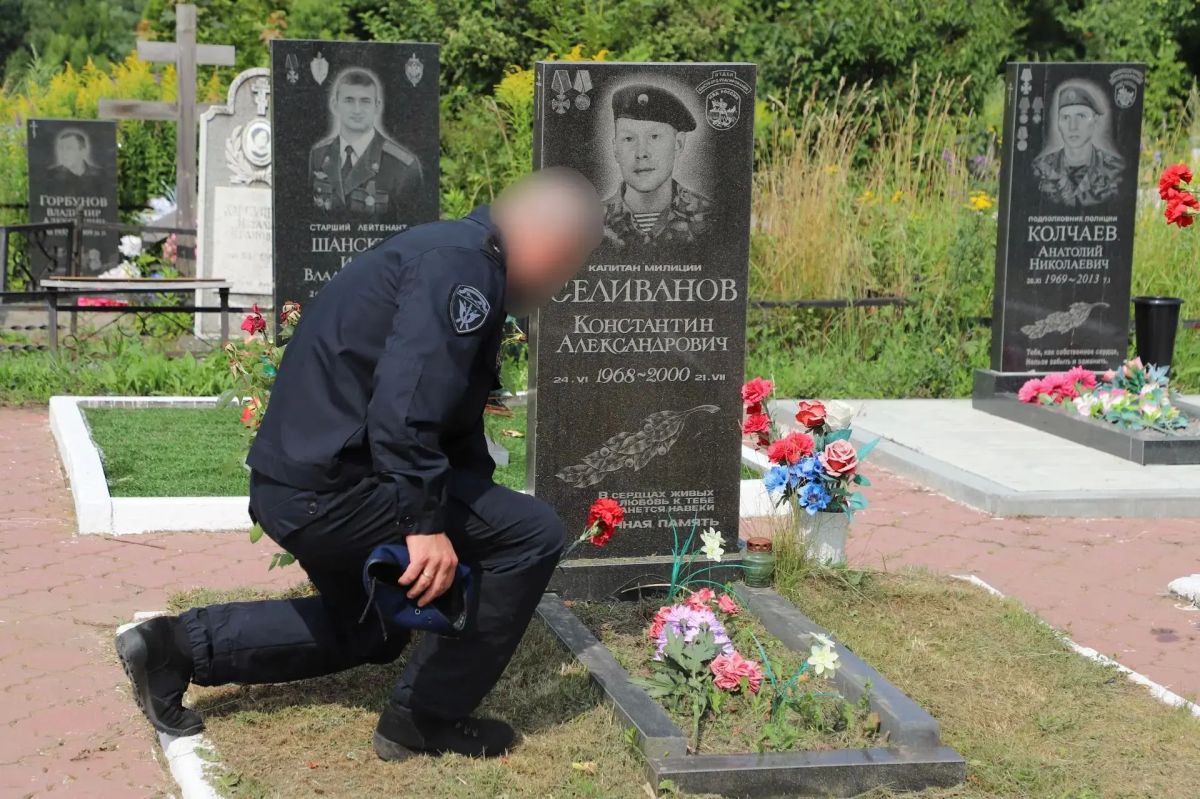 Подвиг, который не забывают: в Рязани почтили память бойцов СОБР Подвиг, который не забывают: в Рязани почтили память бойцов СОБР