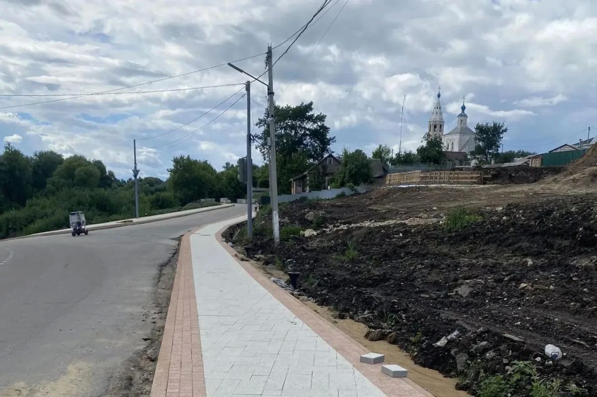 Павел Малков: В Михайлове создаём новую пешеходную тропу «Поступь времён» Павел Малков: В Михайлове создаём новую пешеходную тропу «Поступь времён»