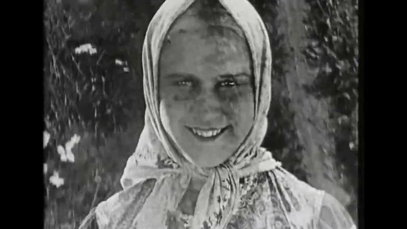 Александр Дугин: Вот кино "Бабы Рязанские" (1927) Само по себе оно отличное, несмотря на антикрестьянскую и антипатриархальную идею