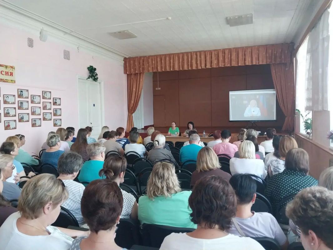 Продолжается обучение участников проекта «ИнформУИК» Продолжается обучение участников проекта «ИнформУИК»