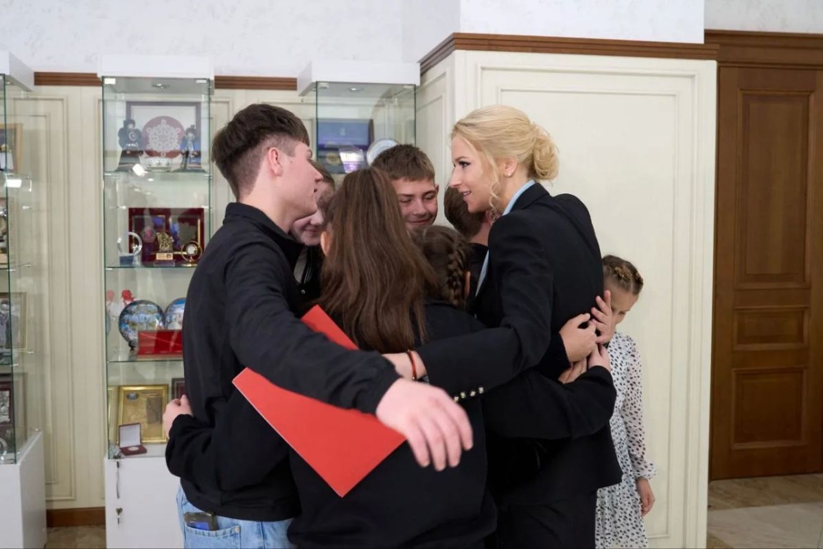 Яна Лантратова: Квест, подарки и капсула времени Яна Лантратова: Квест, подарки и капсула времени