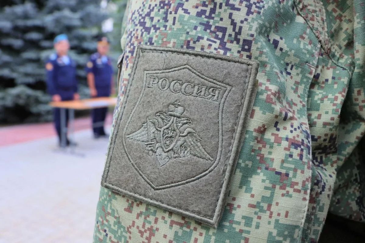 Первокурсникам РГВВДКУ имени генерала армии В.Ф. Маргелова вручили курсантские погоны Первокурсникам РГВВДКУ имени генерала армии В.Ф. Маргелова вручили курсантские погоны
