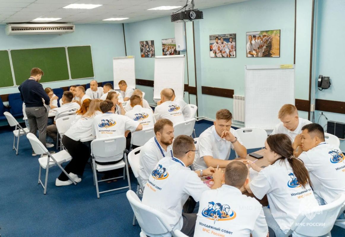 Председатель Молодёжного совета Главного управления МЧС России по Рязанской области Ольга Тимакова приняла участие в первом Всероссийском сборе Председатель Молодёжного совета Главного управления МЧС России по Рязанской области Ольга Тимакова приняла участие в первом Всероссийском сборе
