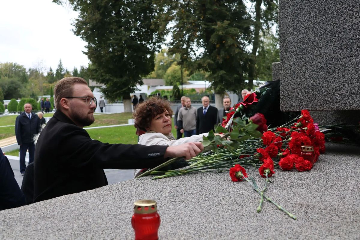 В Рязани состоялось памятное мероприятие, посвященное 85-й годовщине начала блокады Ленинграда В Рязани состоялось памятное мероприятие, посвященное 85-й годовщине начала блокады Ленинграда