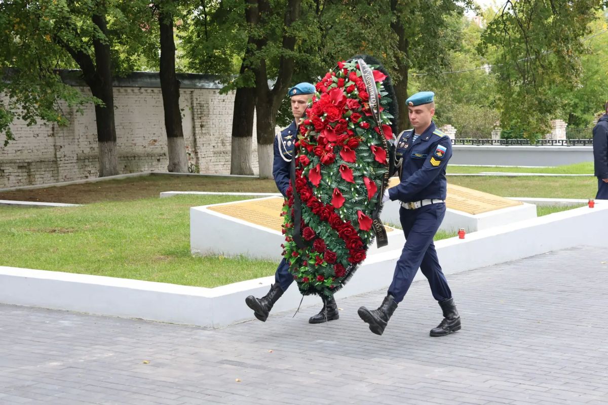 В Рязани состоялось памятное мероприятие, посвященное 85-й годовщине начала блокады Ленинграда В Рязани состоялось памятное мероприятие, посвященное 85-й годовщине начала блокады Ленинграда