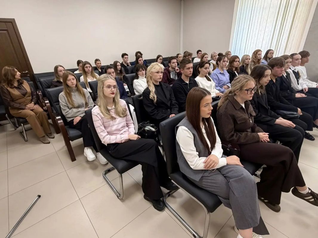 Как стать прокурором? На этот и другие вопросы ответили сотрудники прокуратуры Рязанской области студентам Академии ФСИН России Как стать прокурором? На этот и другие вопросы ответили сотрудники прокуратуры Рязанской области студентам Академии ФСИН России