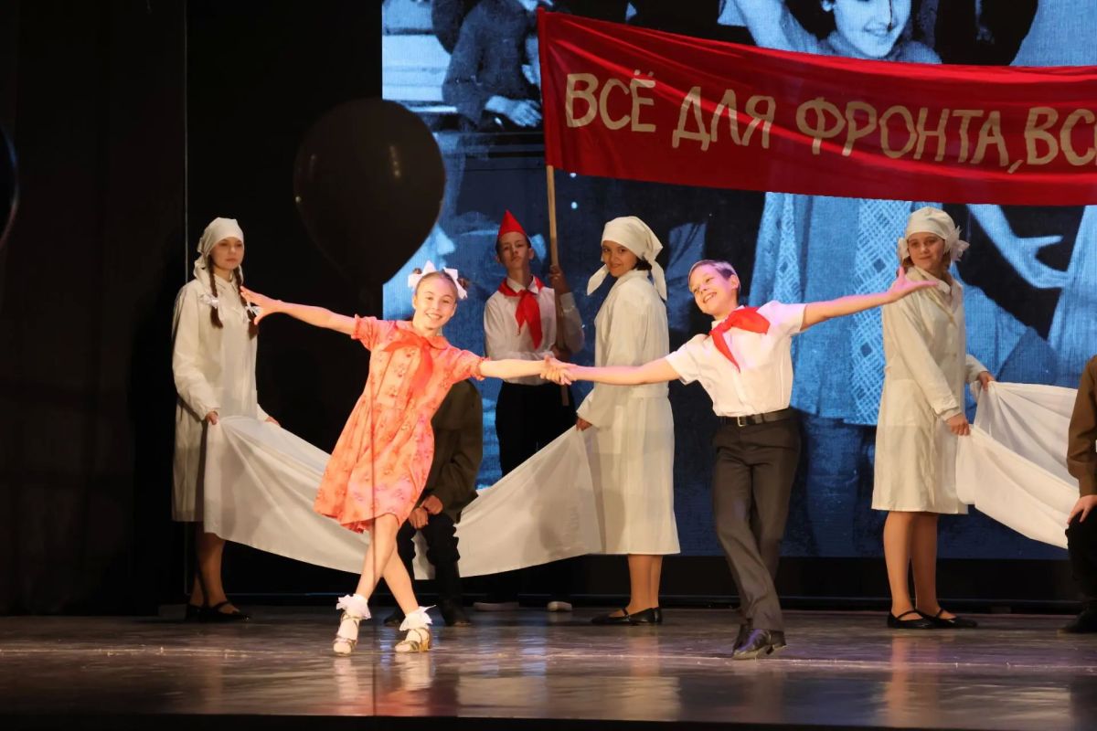 Дворцу Первых — 90 лет!. Девять десятилетий — это целая эпоха, наполненная детскими мечтами и творческими открытиями Дворцу Первых — 90 лет!. Девять десятилетий — это целая эпоха, наполненная детскими мечтами и творческими открытиями