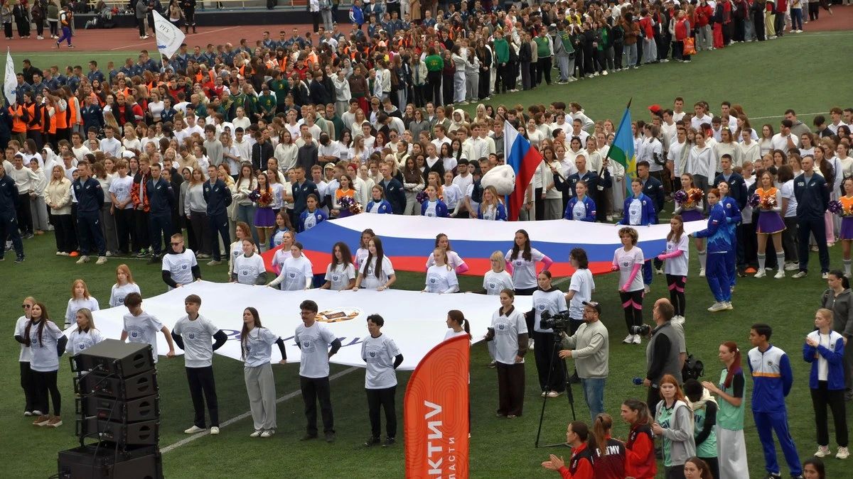 На стадионе «Рязань-Арена» прошла «Зарядка с чемпионом» На стадионе «Рязань-Арена» прошла «Зарядка с чемпионом»