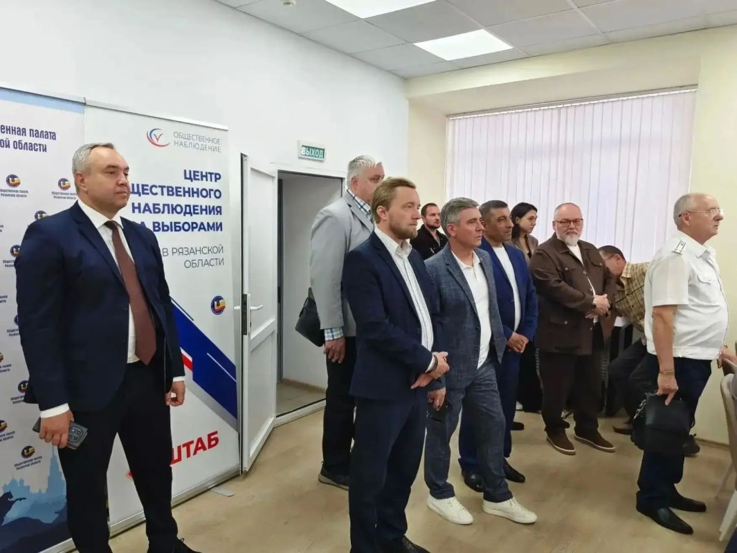 В первый день голосования в Библиотеке имени Горького состоялись пресс-сессии Общественного штаба и Центра общественного наблюдения за выборами В первый день голосования в Библиотеке имени Горького состоялись пресс-сессии Общественного штаба и Центра общественного наблюдения за выборами