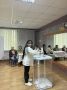 Сегодня утром избирательные участки открыли свои двери