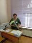 В дни голосования на участках кипит работа: списки избирателей, бюллетени, постоянный поток людей