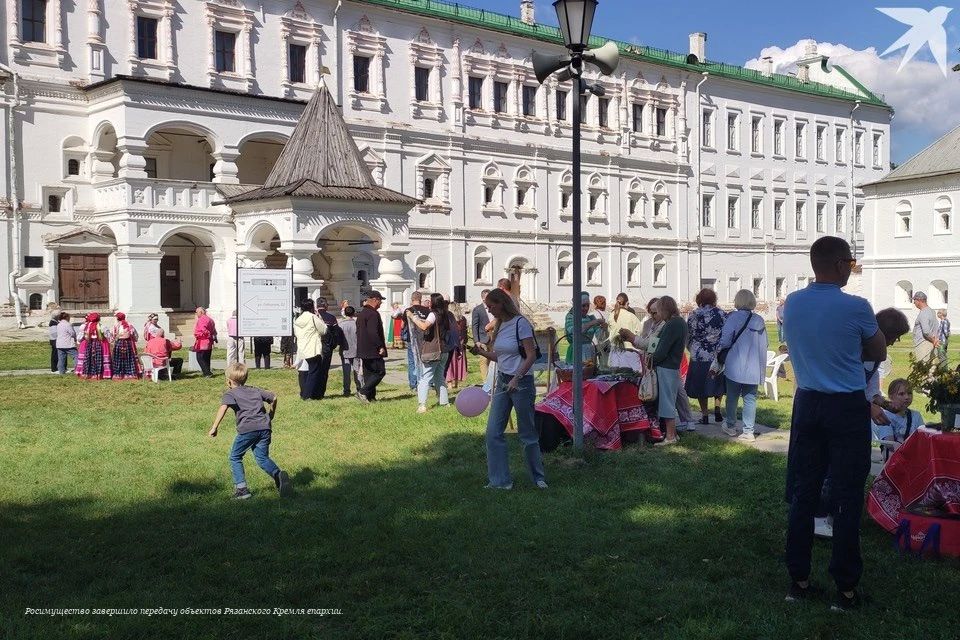Еще три объекта Рязанского Кремля официально переданы епархии