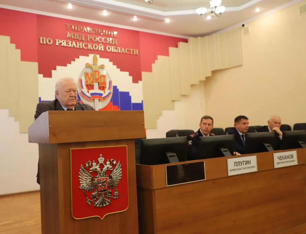 В УМВД России по Рязанской области состоялось торжественное мероприятие, посвященное 108-ой годовщине со дня образования службы уголовного розыска В УМВД России по Рязанской области состоялось торжественное мероприятие, посвященное 108-ой годовщине со дня образования службы уголовного розыска