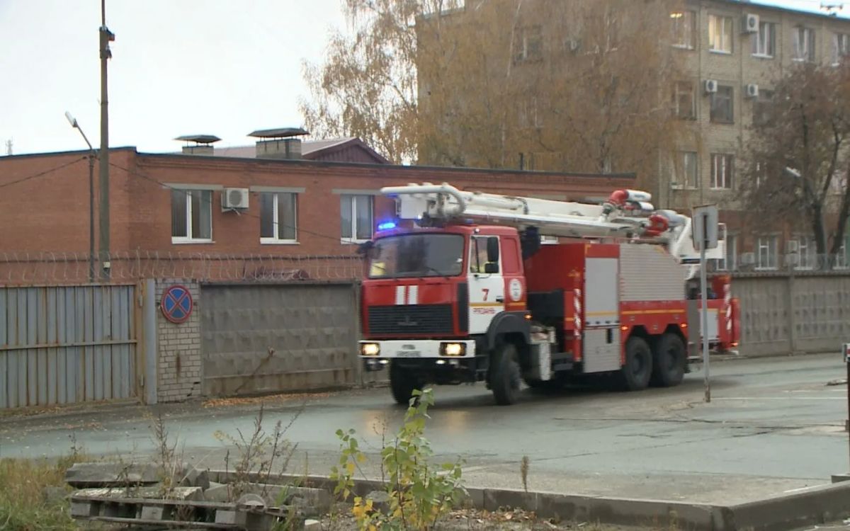 В Рязани ликвидируют последствия массированной атаки вражеских беспилотников